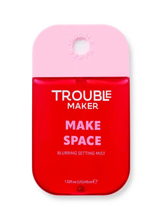 صانع المتاعب Make Space Pore Blur Setting Mist